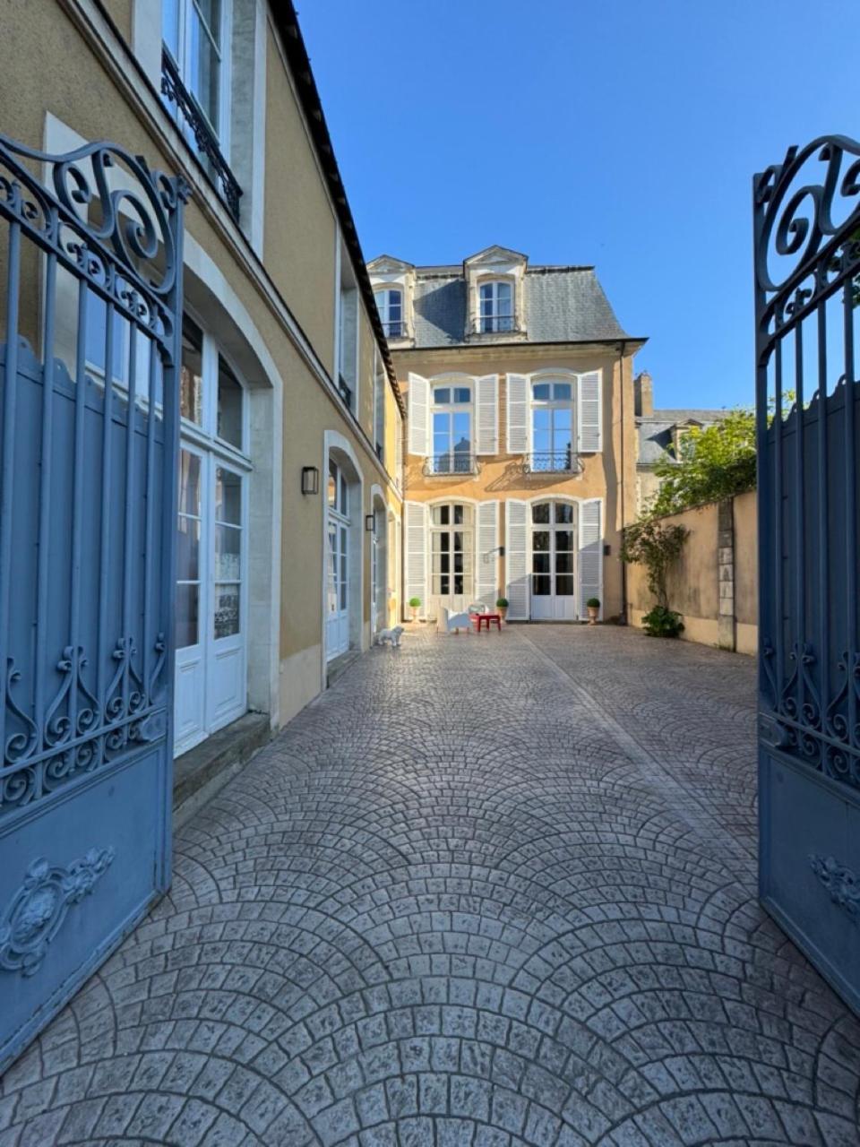 Le Henri IV Hotel Le Mans Eksteriør billede
