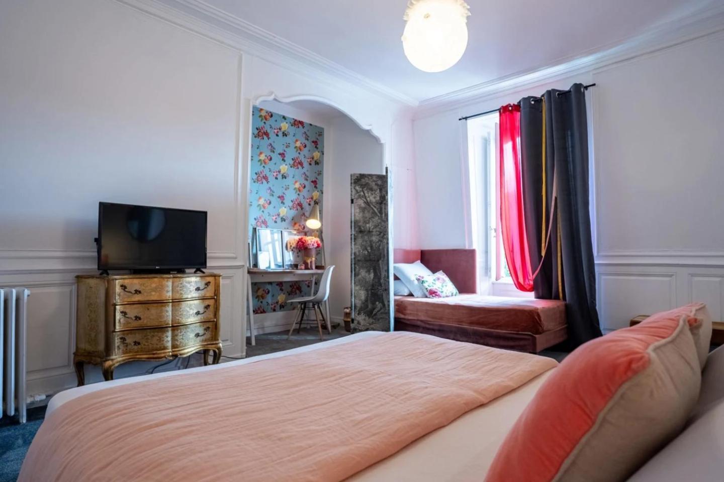 Le Henri IV Hotel Le Mans Eksteriør billede